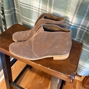 Blondo Verona waterproof Women's Brown Suede Ankle Booties